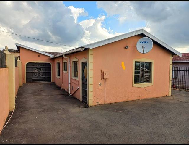 1 BEDROOM PROPERTY TO RENT IN PANORAMA GARDENS